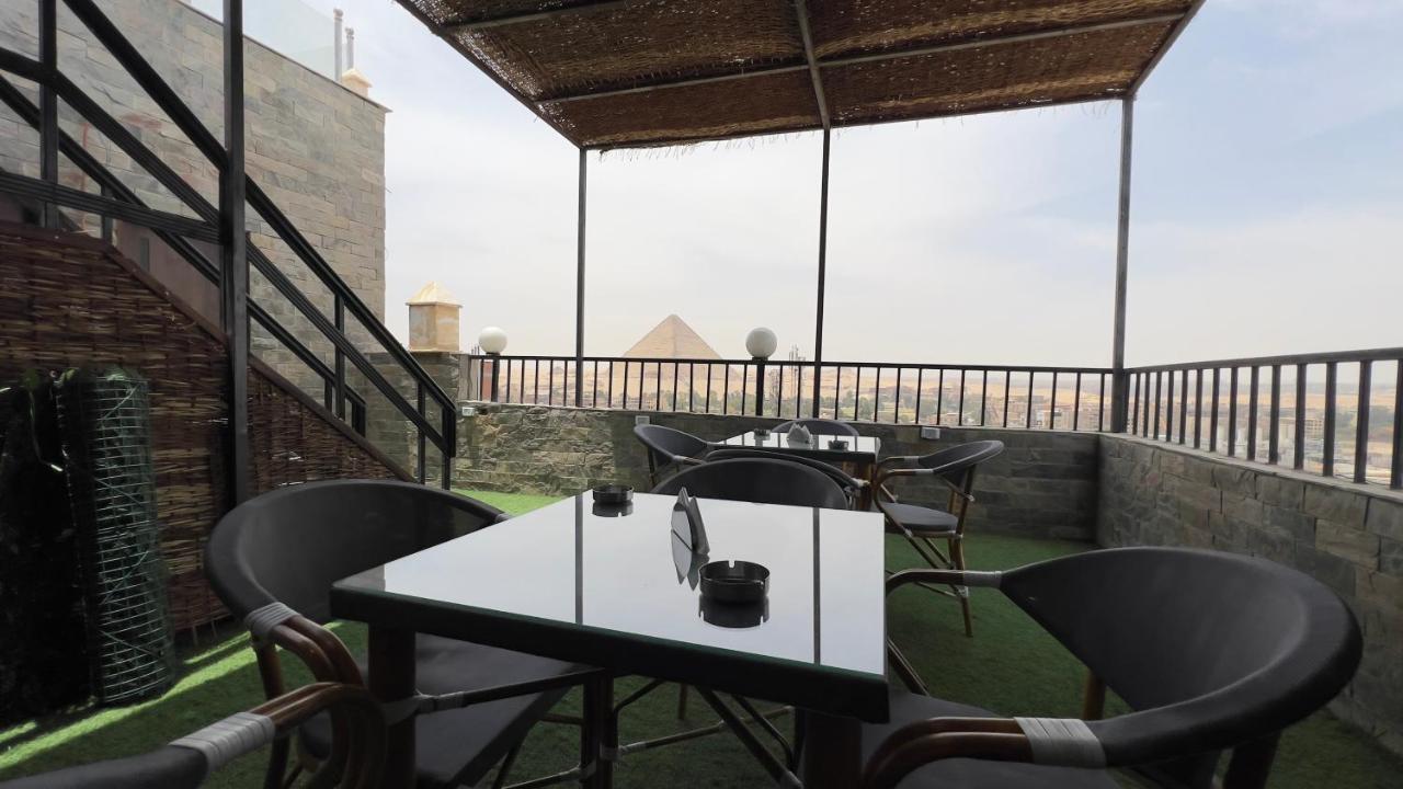 Pyramids Tower View Inn Nazlat as Sammān Exterior foto